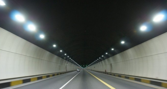 Application of Tunnel Lamp